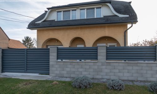 Ferenczi lamellás kerítés Győr