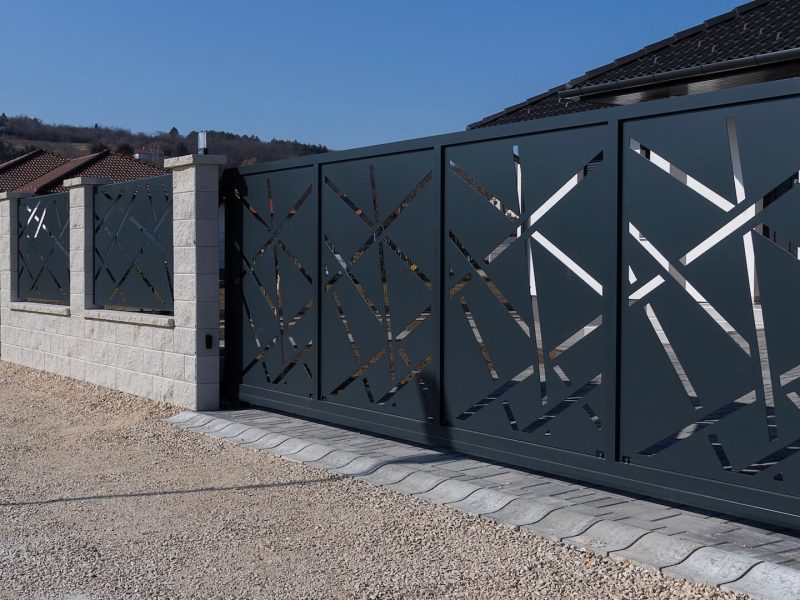 Lézervágott kerítés Győr