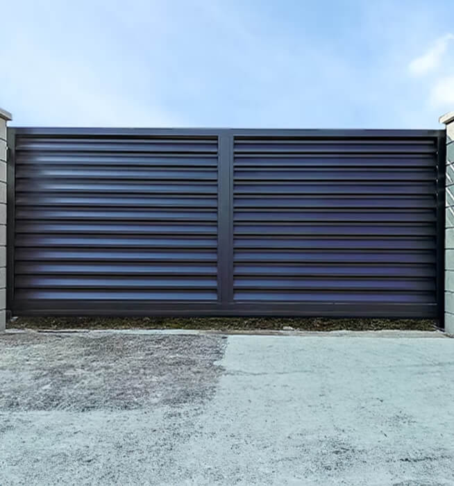 Ferenczi lamellás kerítés Győr